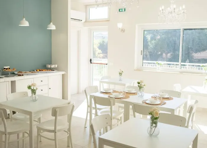 לינה וארוחת בוקר Crial Retreat